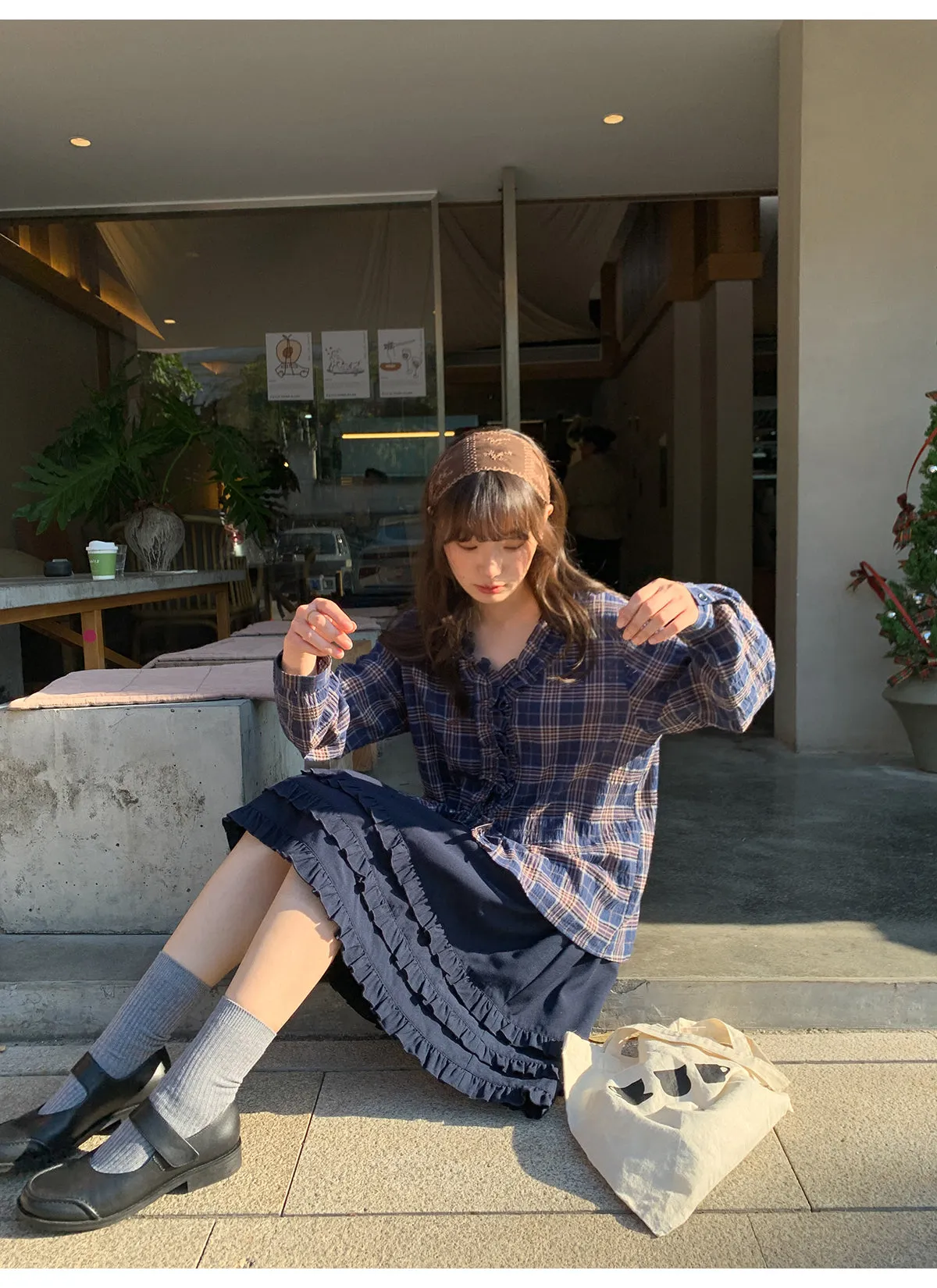 Wooden ear pleat skirt