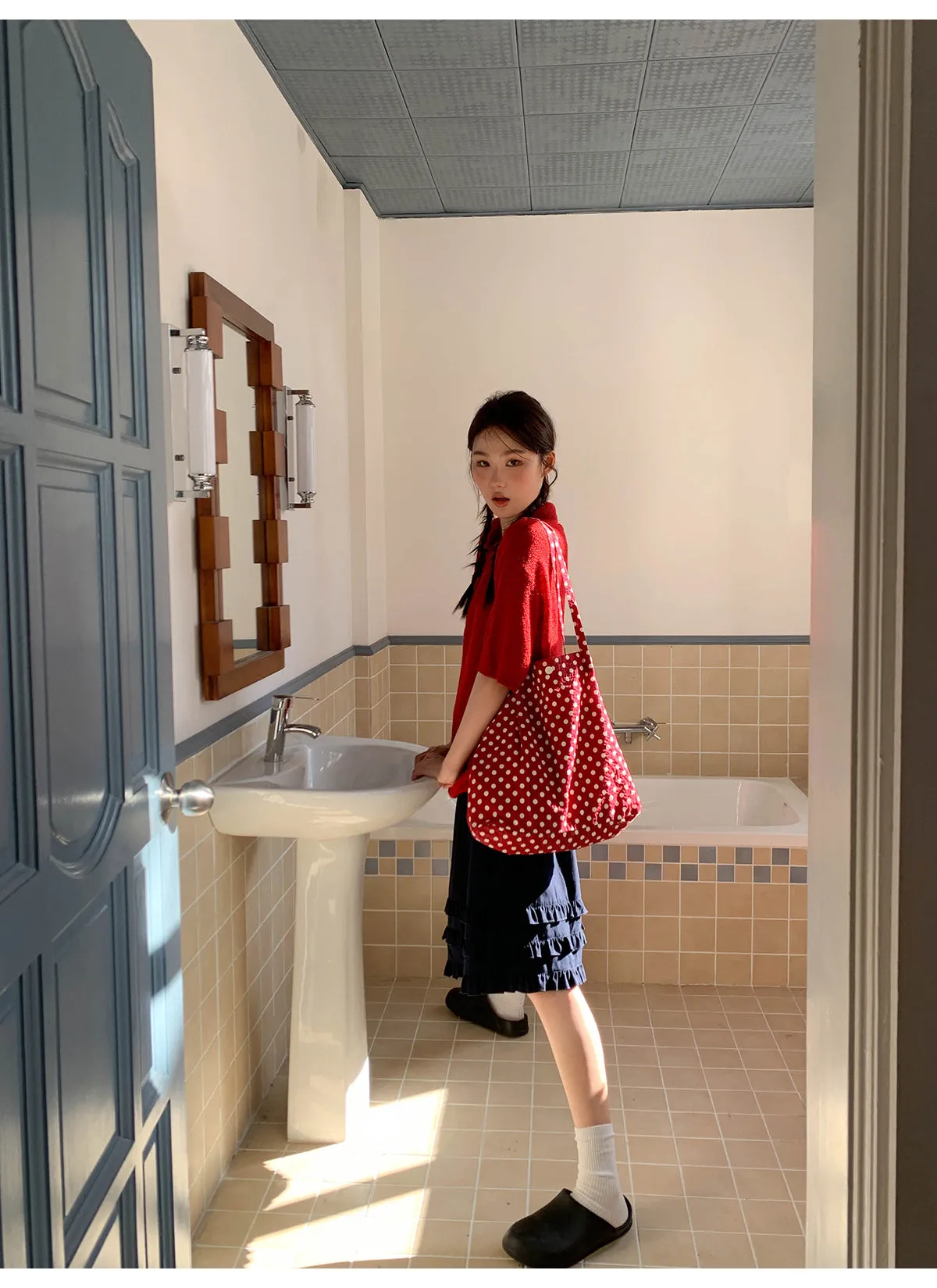 Wooden ear pleat skirt