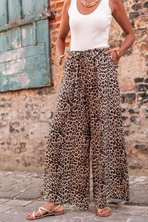 Zaina - Stylish summer pants with leopard look